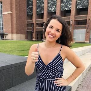 Meet your Posher, Kelli